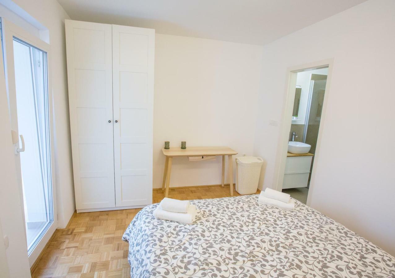 Isolana Apartment Izola Kültér fotó